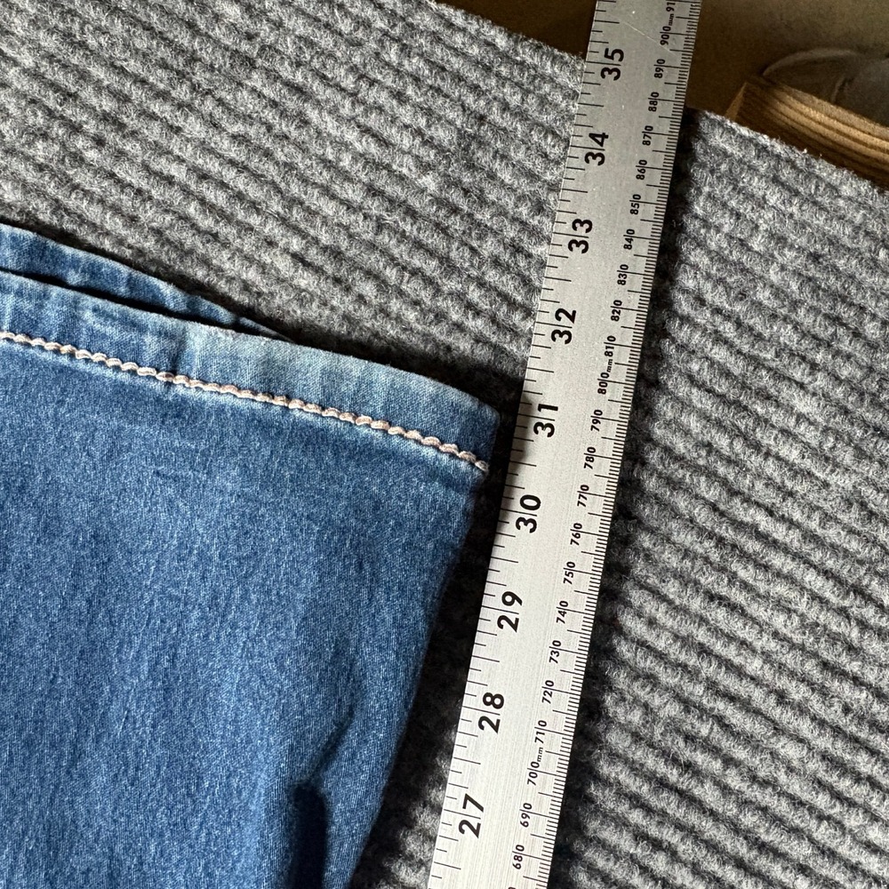 Amethyst Jeans Womens 16 Medium Wash Bootcut Embroidered Pockets Blue Denim - Picture 6 of 8